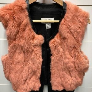 Women M pink rabbit fur vest